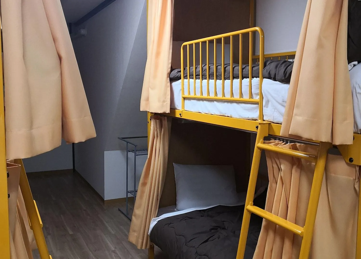 Sakura Hotel Hatagaya Tokyo 3*,  Giappone