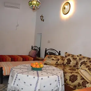 https://riad-asmae-moustakim.hotelfesmorocco.com
